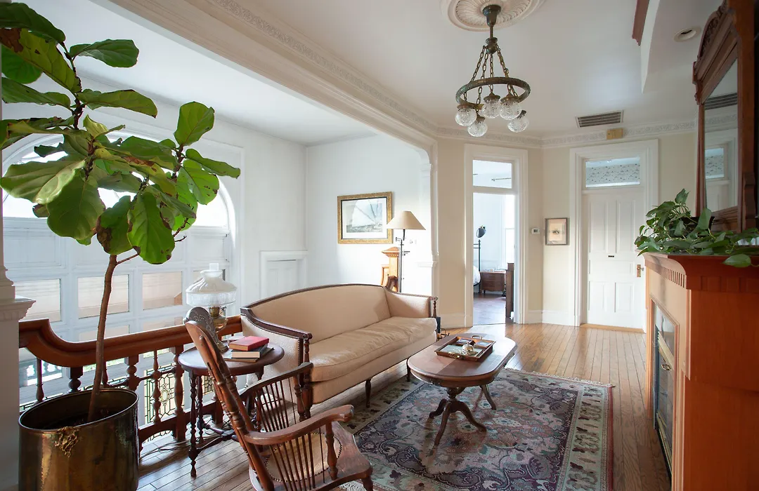 Historic Ellerbeck Mansion Bed & Breakfast-1